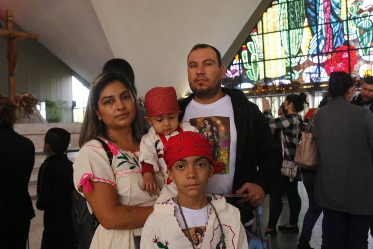 Celebran a la Virgen de Guadalupe en su día