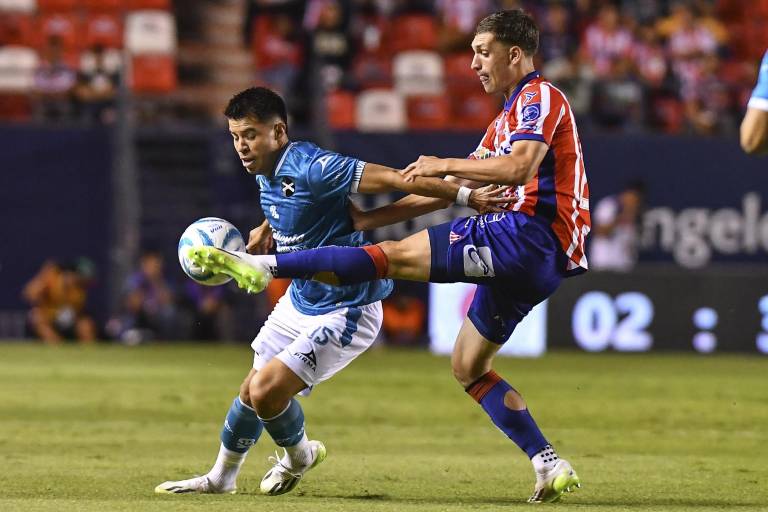 Mazatlán se queda corto ante San Luis, que recupera la cima