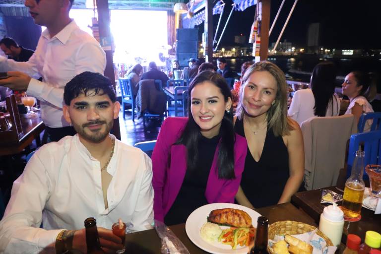 El Restaurante Muchacho Alegre celebra su noveno aniversario