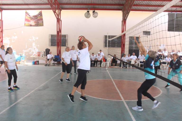 Reafirman amistad Tala y Mazatlán con encuentros de cachibol