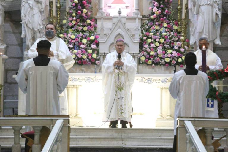 Pide Obispo a la Virgen que bendiga a bautizados del sur de Sinaloa