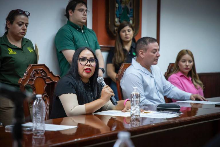 En sesión de Cabildo, Regidora del PAS exige justicia por muerte de Héctor Melesio Cuén Ojeda
