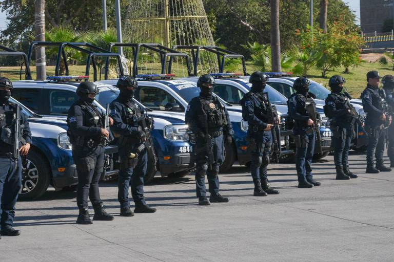 Entrega Gobierno de Culiacán 10 patrullas a la Policía Municipal; invierten $12.3 millones