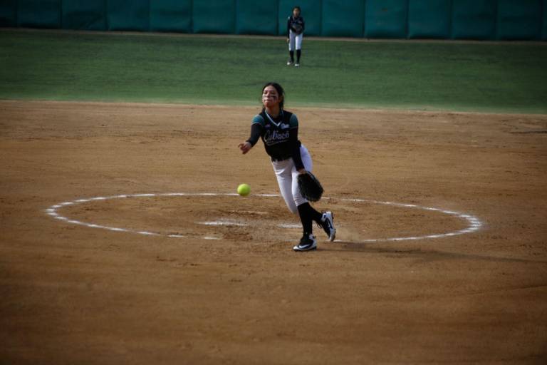 Culiacán domina el softbol femenil del Zonal con Juego Perfecto de Kiara Bernal