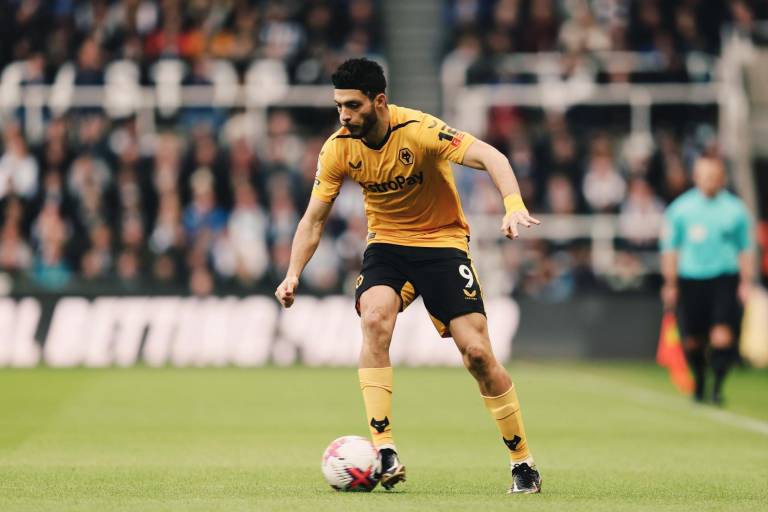 Raúl Jiménez y los Wolves caen en su visita al Newcastle