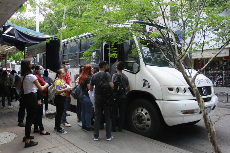 Aumento de estudiantes en camiones no ha impactado en las ganancias, dicen permisionarios de Culiacán