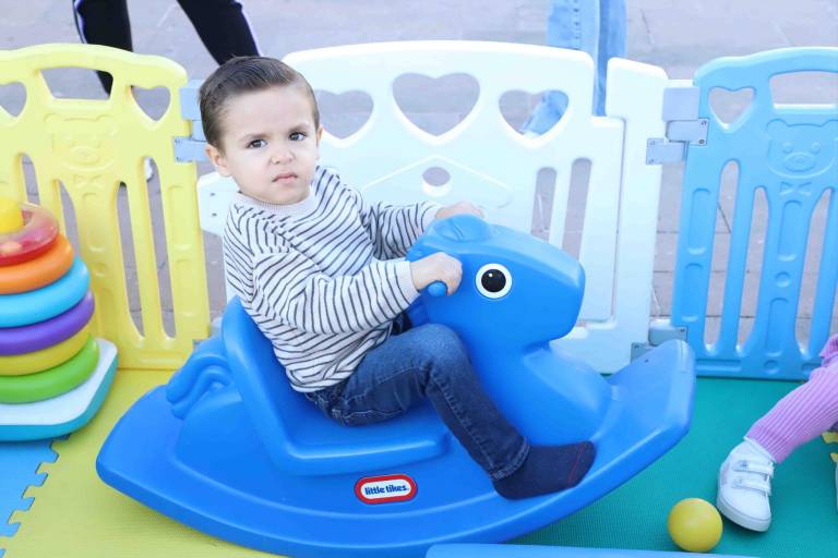 Rodolfo Cruz es superconsentido en su cumpleaños