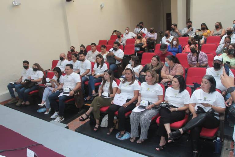 Los emprendedores fortalecen la economía familiar: IPN
