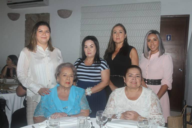 Maggie Fernández disfruta de su última despedida de soltera