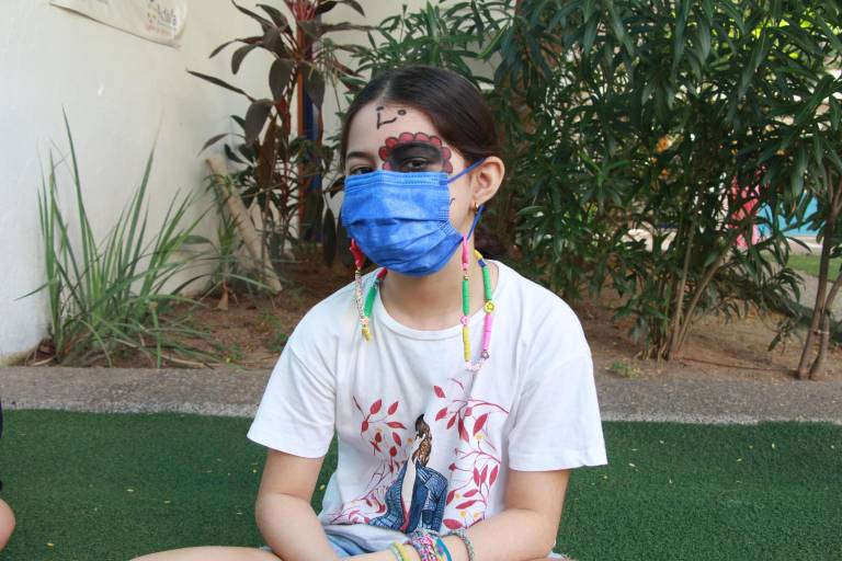 Recuerdan a los fieles difuntos en la Escuela Activa Integral