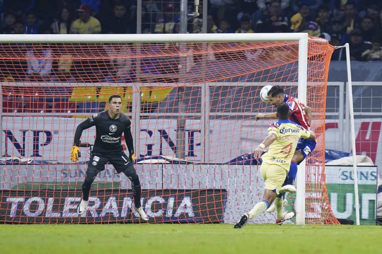 América llega a la final bajo abucheos de su afición