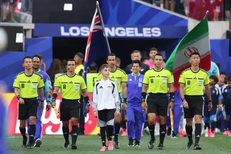 $!Sinaloense César Ramos hará historia en el Mundial 2026; dirigirá el Escocia vs Brasil y romperá récord mexicano