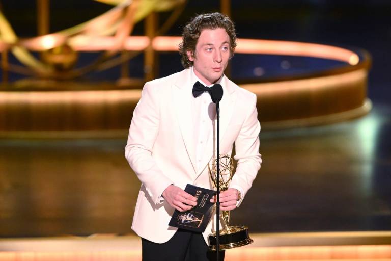 Arrasan las series ‘Succession’ y ‘The Bear’ en la 75 entrega de los Premios Emmy 2024