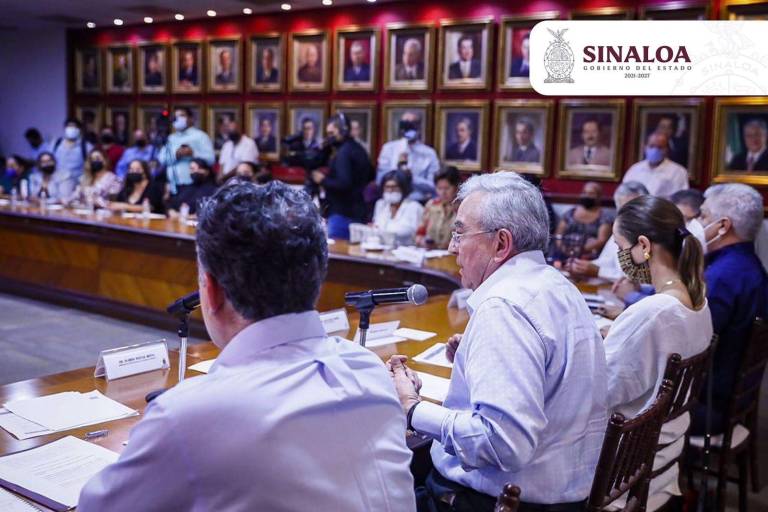 Colectivos de búsqueda dan voto de confianza a Rocha Moya