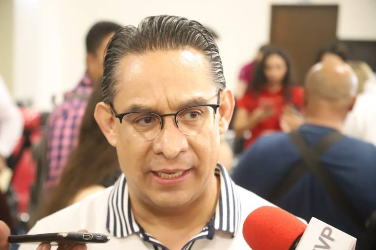 Hay un problema fuerte de sordera en Sinaloa: Benítez Ruiz