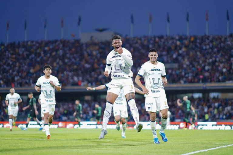 Pumas alcanza el subliderato con goleada al Santos
