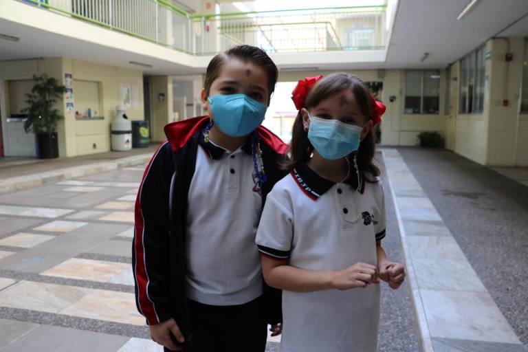 Celebran alumnos el Miércoles de Ceniza