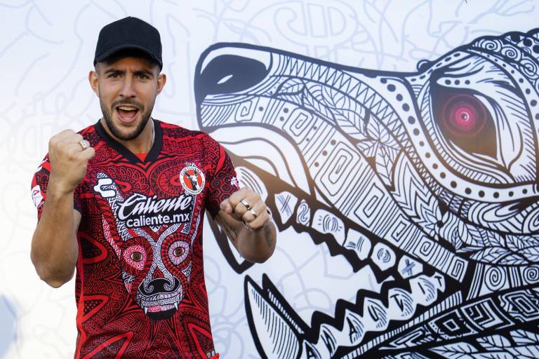 Xolos contrata a mundialista canadiense Lucas Cavallini