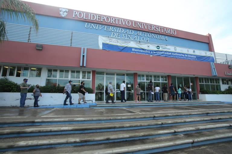 Estos serán los centros de vacunación contra el Covid fijos para Culiacán, Ahome y Mazatlán