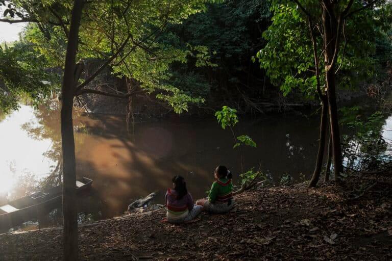 $!Las mujeres shipibo-konibo han tomado lugar en la primera línea de defensa de sus bosques, cochas y territorios.
