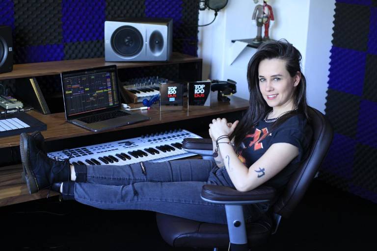 La culiacanense Mariana Bo está nominada en Premio Lo Nuestro 2022