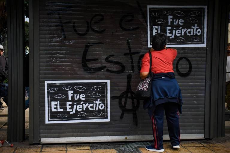 Detienen a soldado y a coronel, supuestamente implicados en caso Ayotzinapa