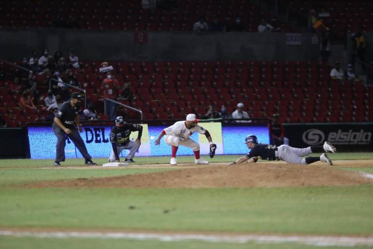 Venados de Mazatlán cae en el primero de la doble cartelera ante Sultanes de Monterrey