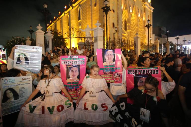 ‘¡Vivan los desaparecidos!’: El grito que desafió la fiesta patria en Mazatlán