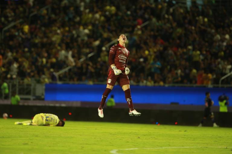 Mazatlán tiene un as bajo la manga con Hugo González y su historial contra Toluca