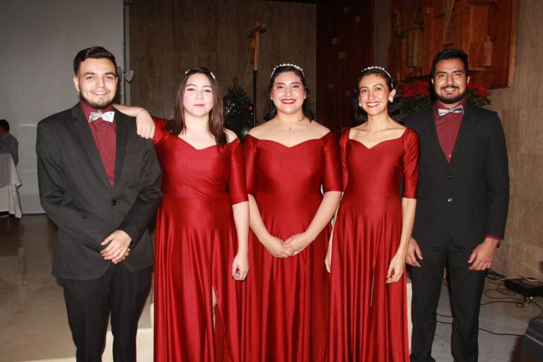 Viven una Navidad musical en la parroquia de la Sagrada Familia