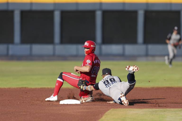 Sultanes de Monterrey se lleva la doble cartelera ante Águilas de Mexicali