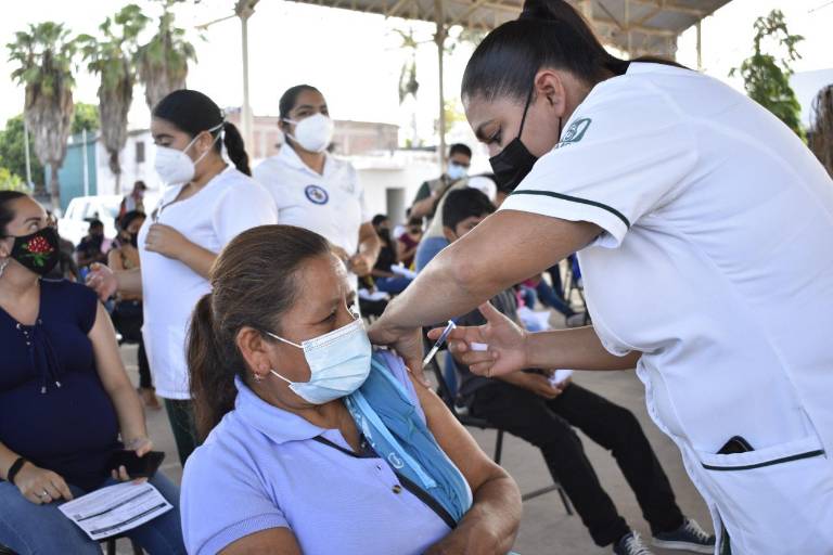 Se disparan nuevos casos de Covid y muertes registradas en Sinaloa tras ajuste de cifras rezagadas