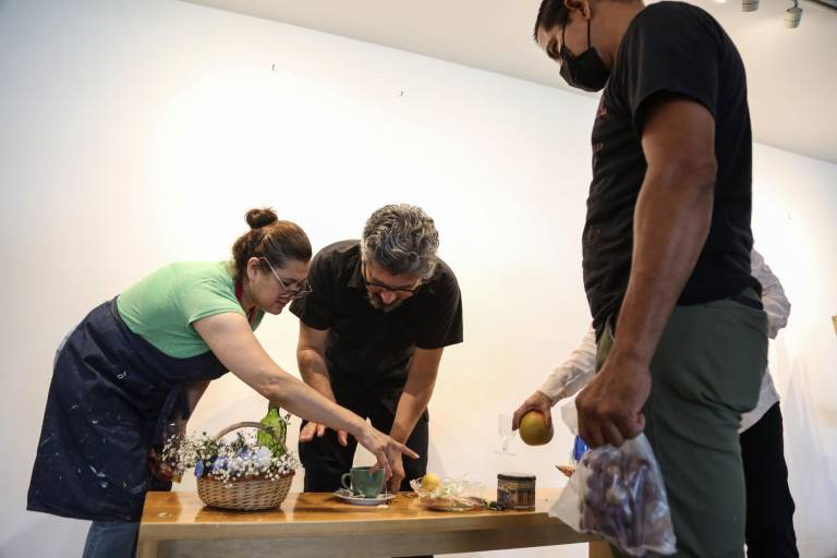 Inauguran taller ‘Del ready made al bodegón’, impartido por el pintor Manuel Mathar