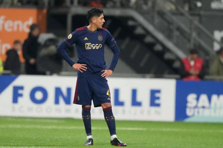 Se aprieta la Eredivisie, mexicanos no pueden salir con el triunfo