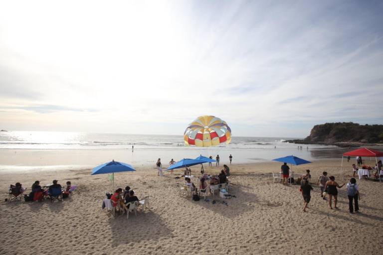 Mazatlán cierra semana con baja afluencia de turistas y bañistas