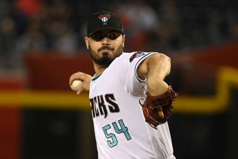 Humberto Castellanos es maltratado por Dodgers