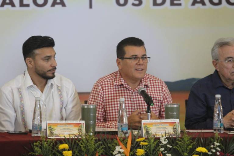 Ve Alcalde de Mazatlán posible salida de Secretario de la Presidencia