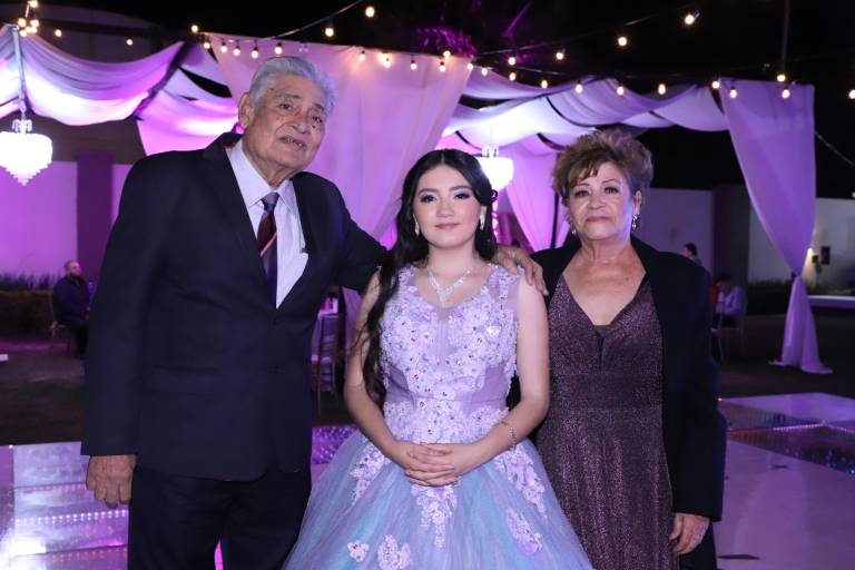 Rhomina Serrano festeja el inicio de su juventud