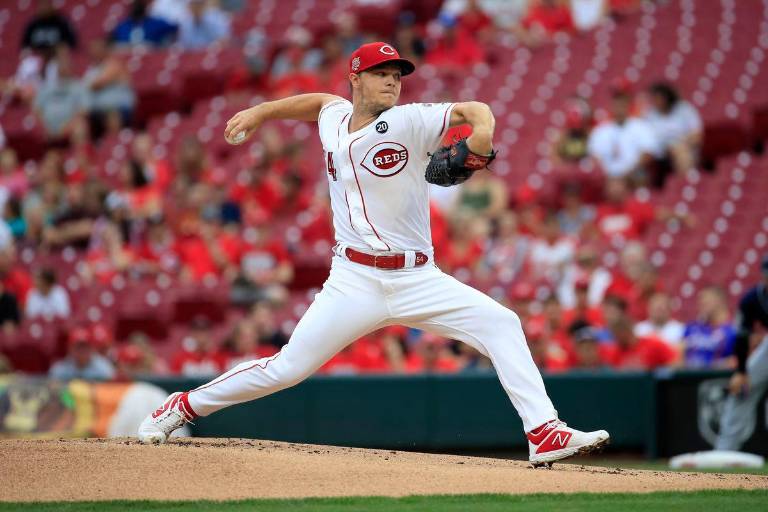 Twins adquiere al lanzador Sonny Gray desde Rojos