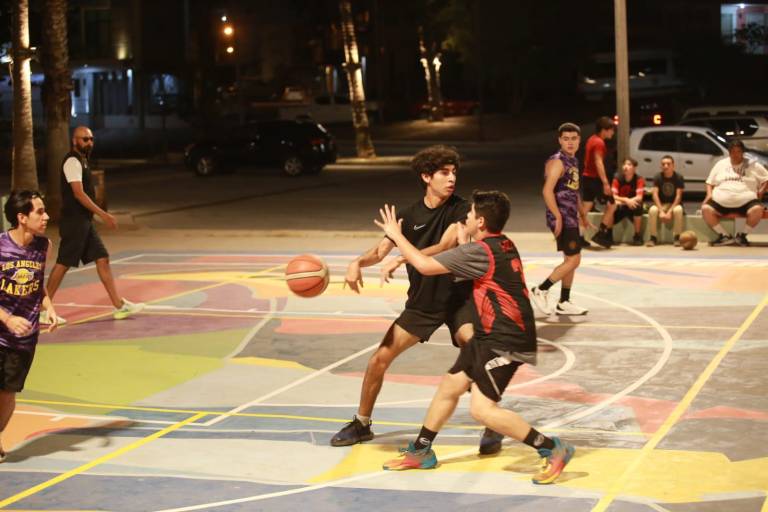 Salud Visual lleva buen paso en Baloncesto, en Ciudades Hermanas