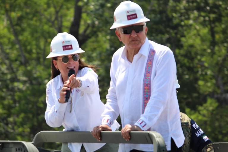 Rocío Nahle aún puede ser Gobernadora de Veracruz, afirma AMLO