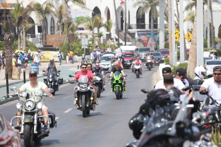 ¿A qué hora es el desfile de la Semana Internacional de la Moto?
