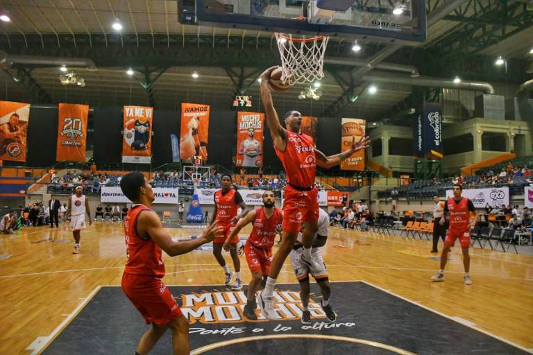 Venados Basketball cae ante Pioneros y divide serie en Los Mochis
