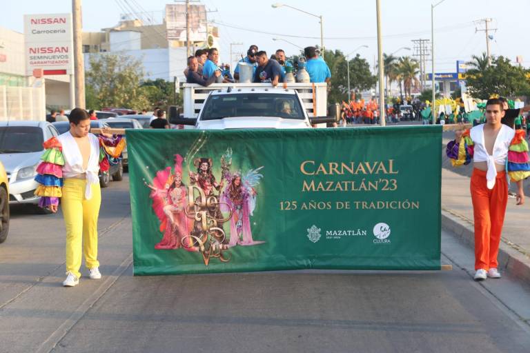 Llega el bullicio a Mazatlán con la manifestación del Carnaval 2023
