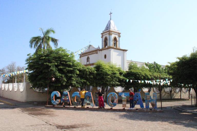 Preservan tradiciones y mejoran condiciones en comunidades de Rosario