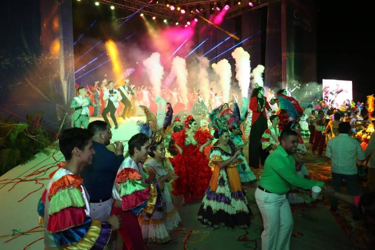 El Carnaval de Mazatlán no se debe dejar a consulta; no es recomendable que se haga: epidemiólogo