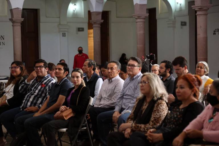 Abre en el Masin nueva exposición del maestro Francisco Castro Leñero