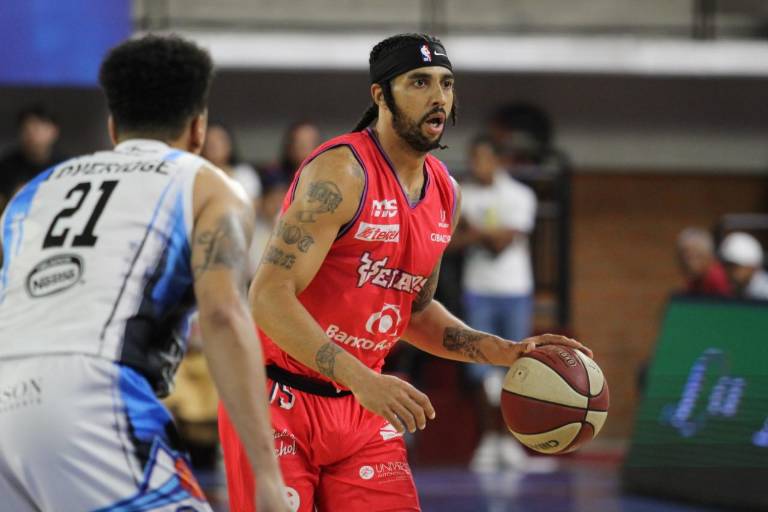 Venados Basketball arranca las semifinales con derrota ante Astros de Jalisco