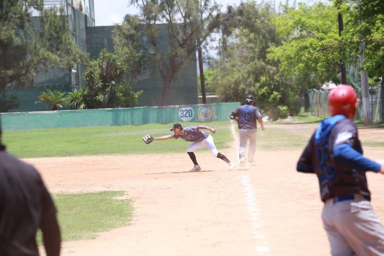 Listos los playoffs de Liga de Beisbol 35 años y más, en Muralla