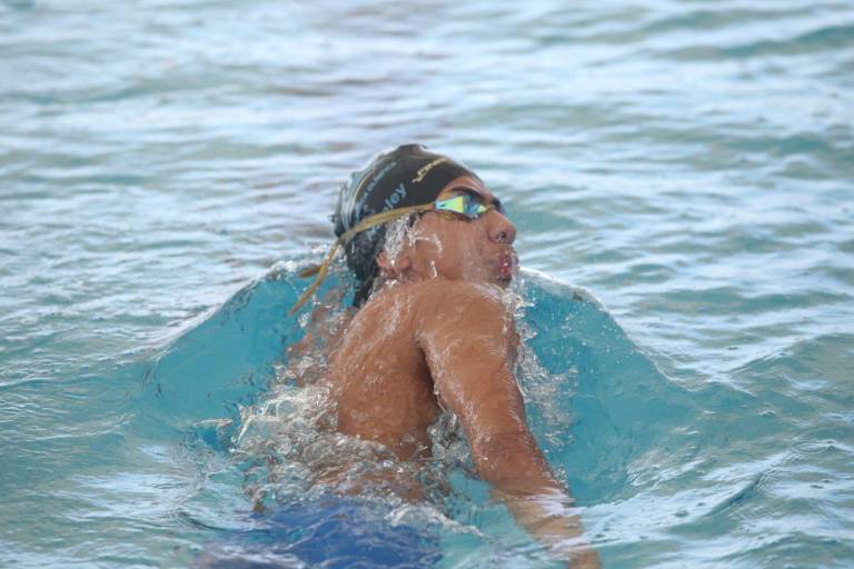 Compiten nadadores de todo el País en Campeonato Estatal de Natación, en Mazatlán